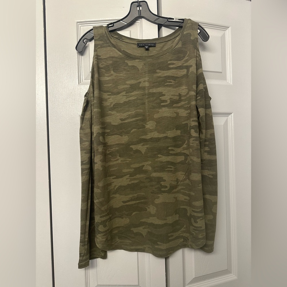 Sanctuary CamonGreen Top